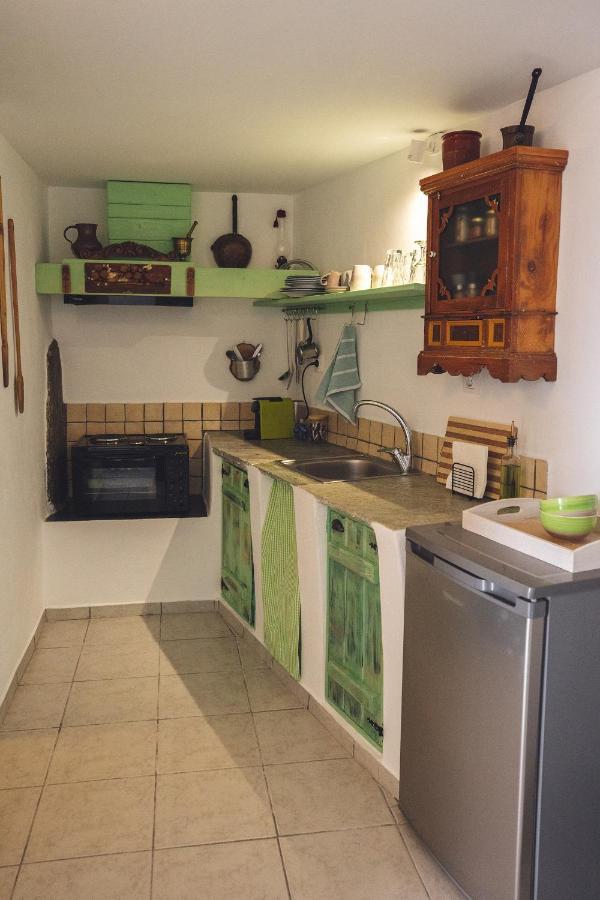 Castria Appartement Kionia